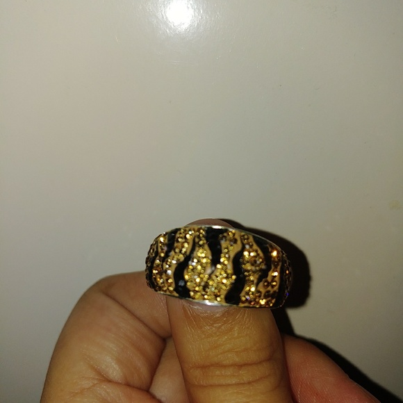 Ring - Picture 2 of 2